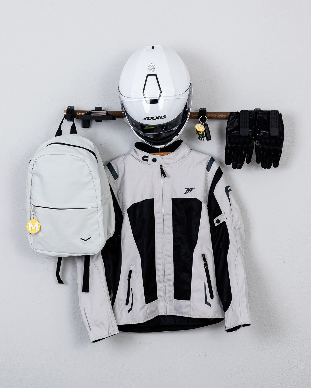 Suport Motociclism "Colțul Motociclistului"