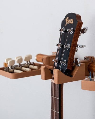 Gitarrenständer „Klassischer Gitarrist“