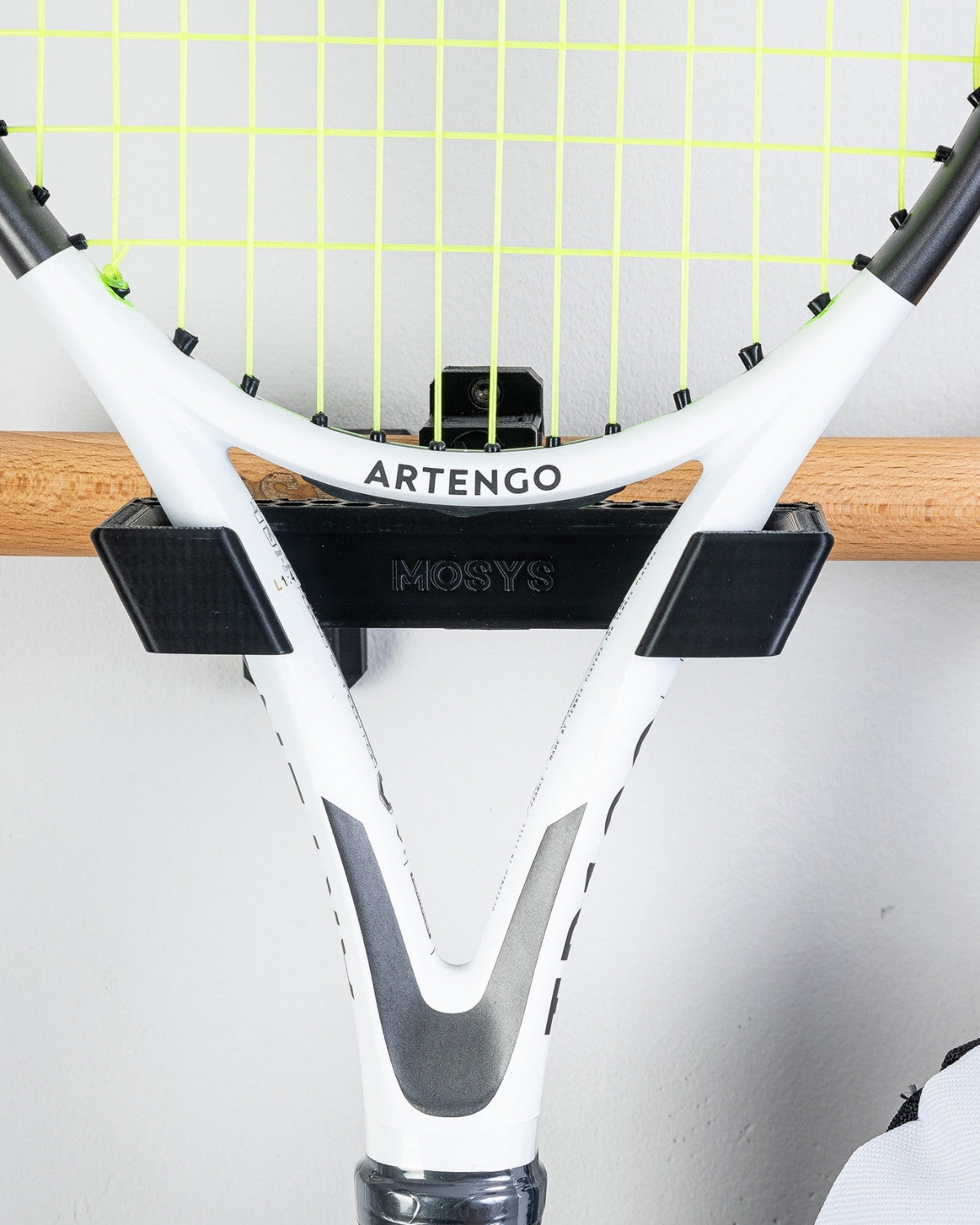 Suport Tenis de Câmp "Jucătorul Perseverent"